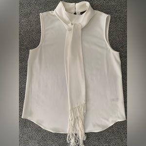 Vince Camuto, Sleeveless, Tie Front, Off White Top